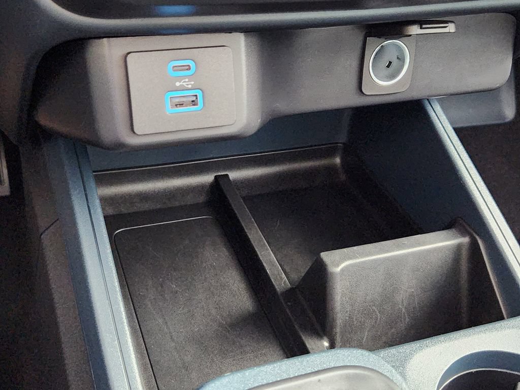 Used 2024 Ford Maverick XL FWD image 25