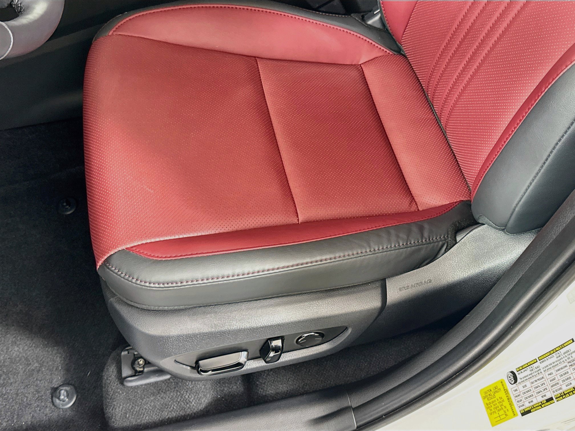Certified 2026 Lexus NX 350h AWD w/ Accessory Package (2T) image 22