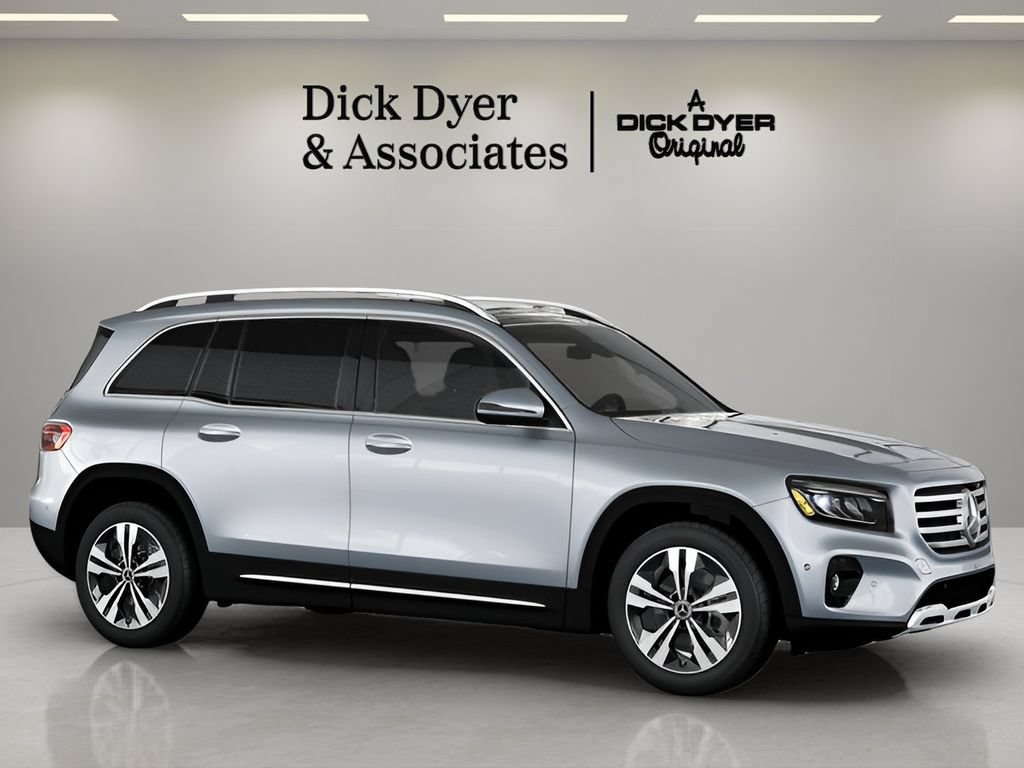 Used 2026 Mercedes-Benz GLB 250 image 2