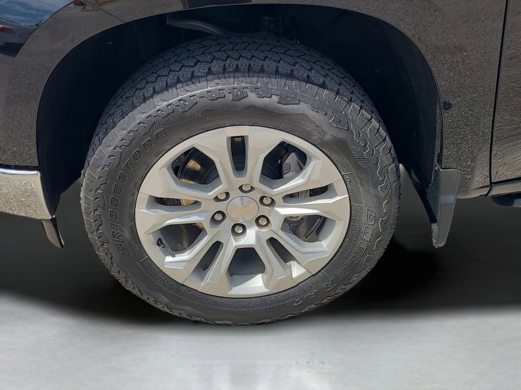 Used 2022 Chevrolet Silverado 1500 LTZ w/ LTZ Premium Package image 24