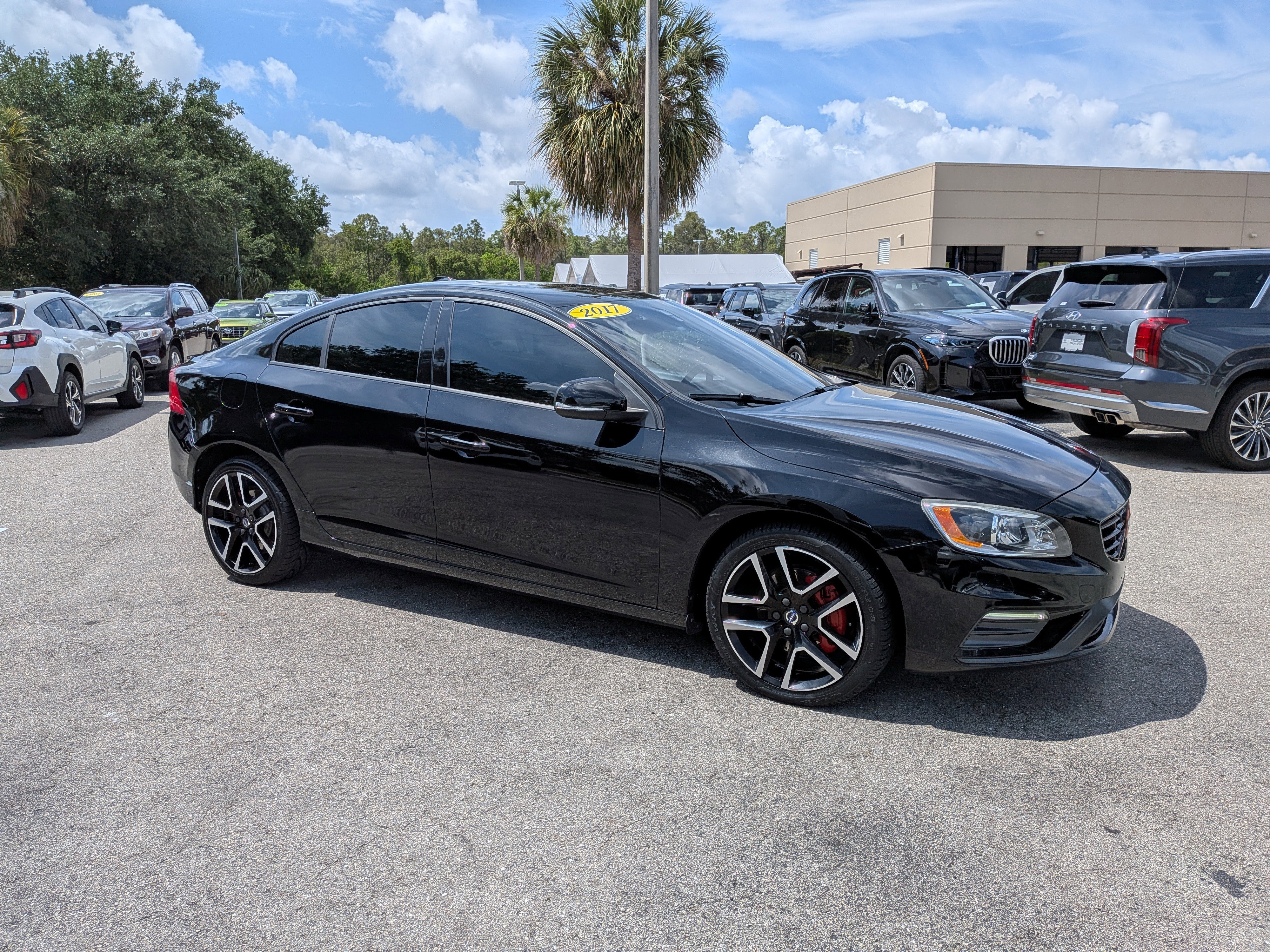 Used 2017 Volvo S60 T5 Dynamic AWD/4WD video 1