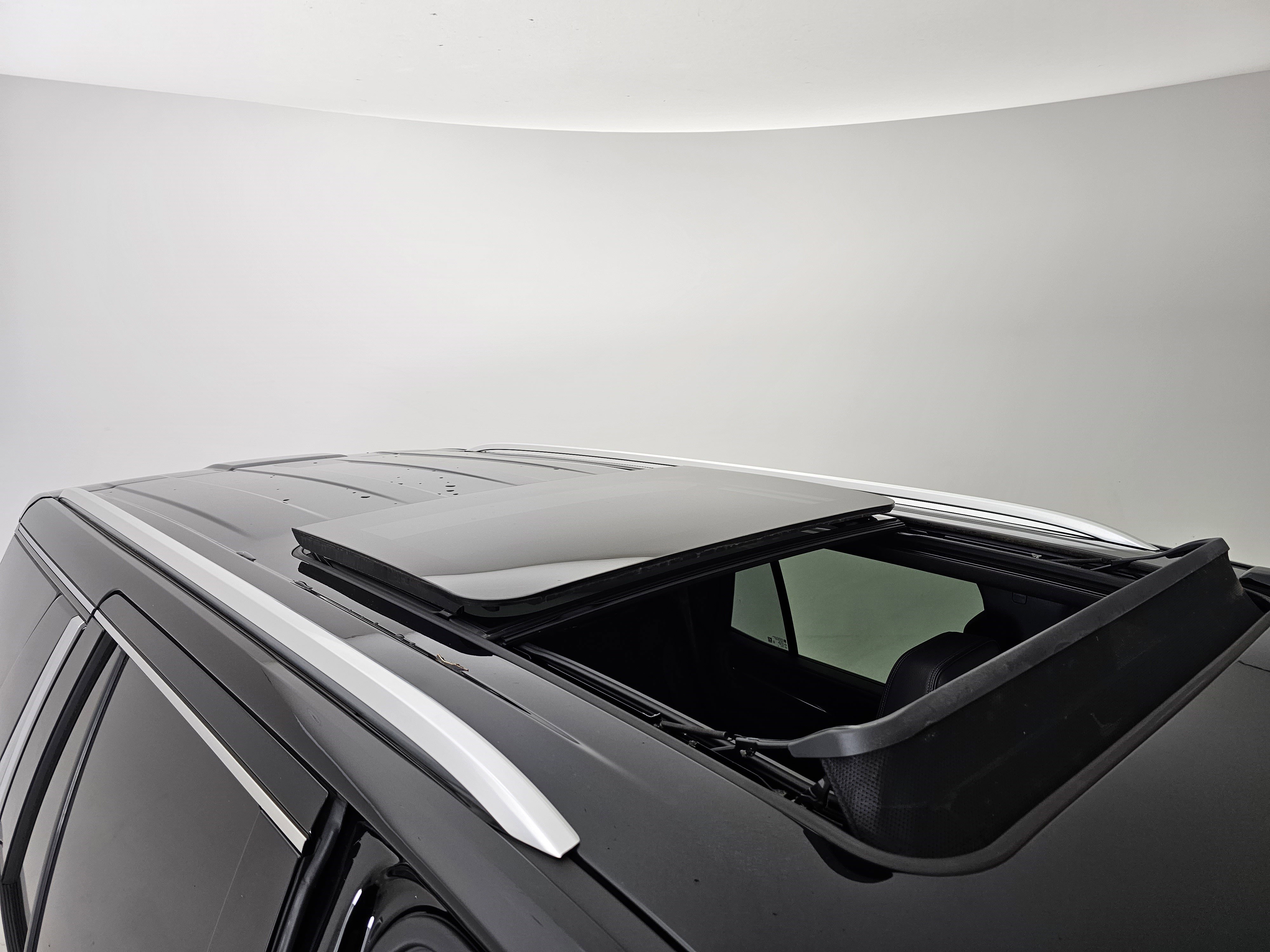 Used 2022 GMC Yukon Denali w/ Max Trailering Package image 23