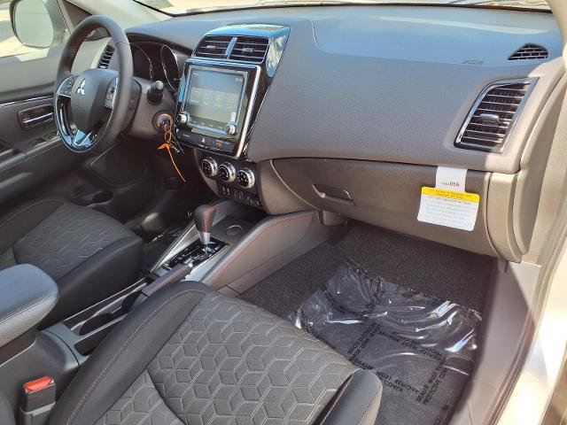 New 2027 Mitsubishi Outlander Sport LE FWD image 8