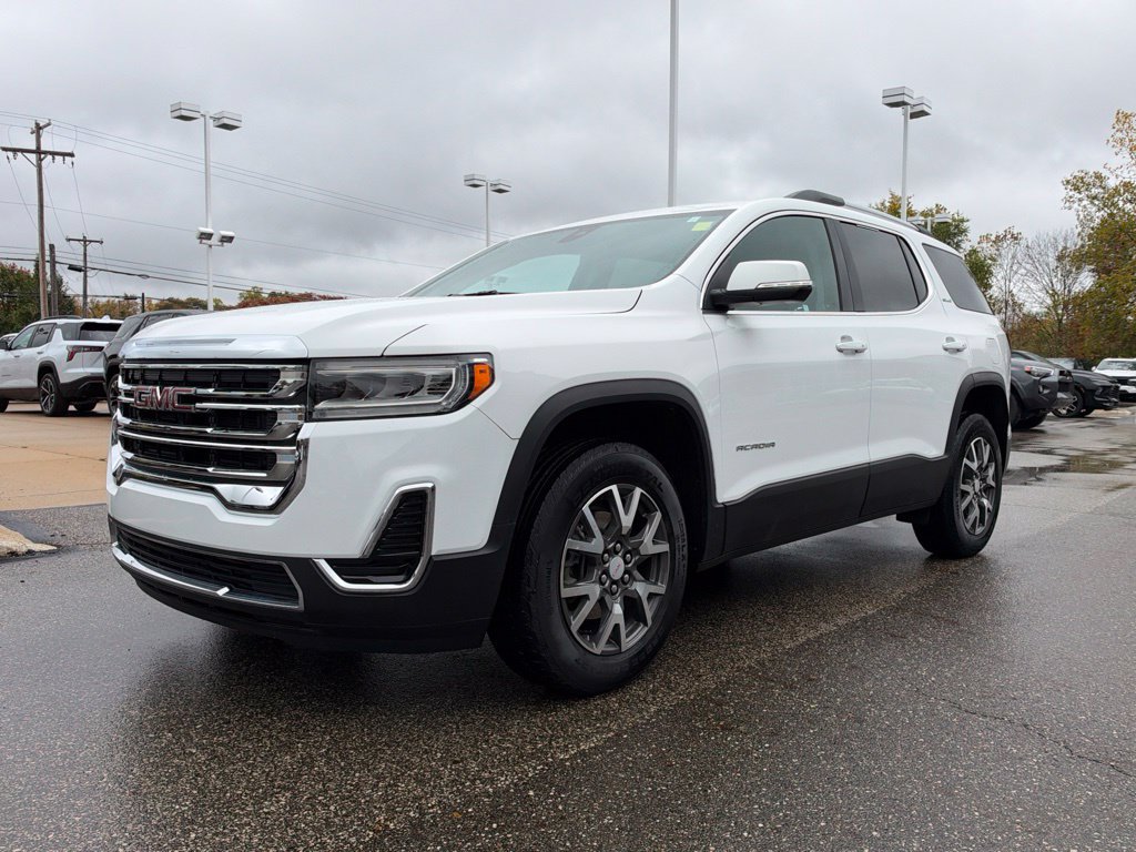 Certified 2023 GMC Acadia SLE w/ Driver Convenience Package FWD image 7