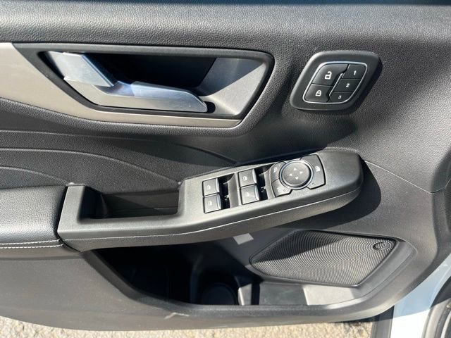 Used 2021 Ford Escape SEL w/ Technology Package image 19