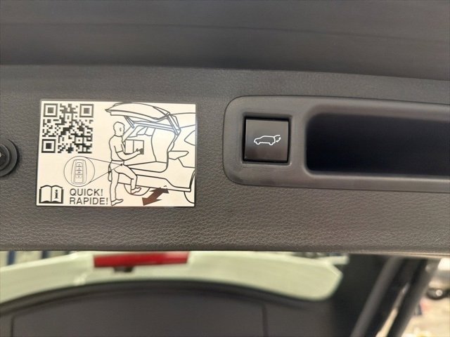 Certified 2024 Toyota Highlander AWD image 41