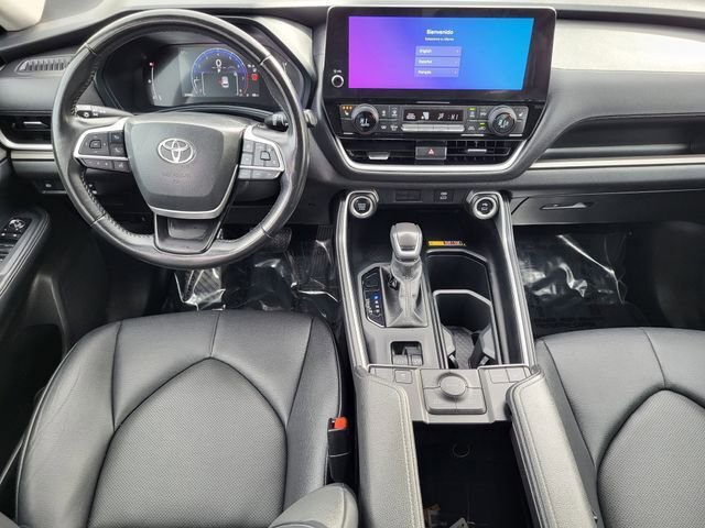 Used 2024 Toyota Grand Highlander XLE image 16