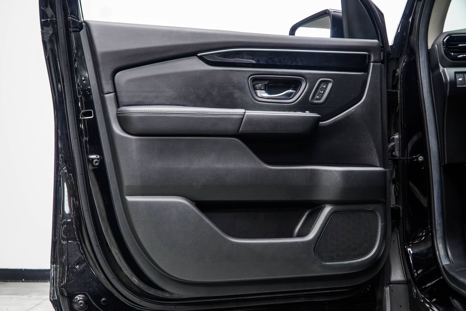 Used 2025 Honda Pilot EX-L image 35