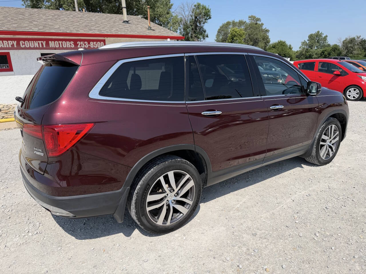 Used 2016 Honda Pilot Elite image 3