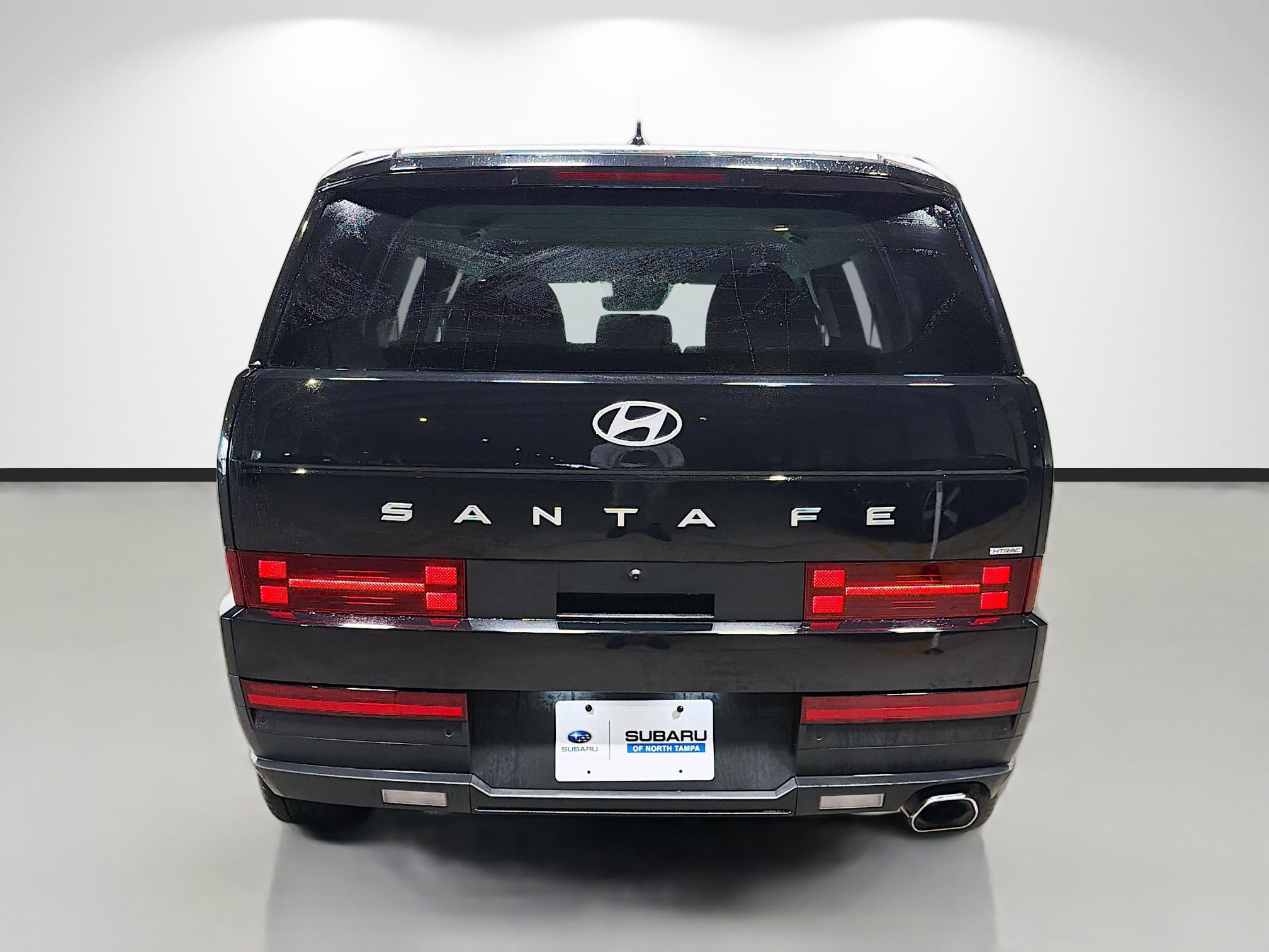 Used 2025 Hyundai Santa Fe SE AWD/4WD image 4