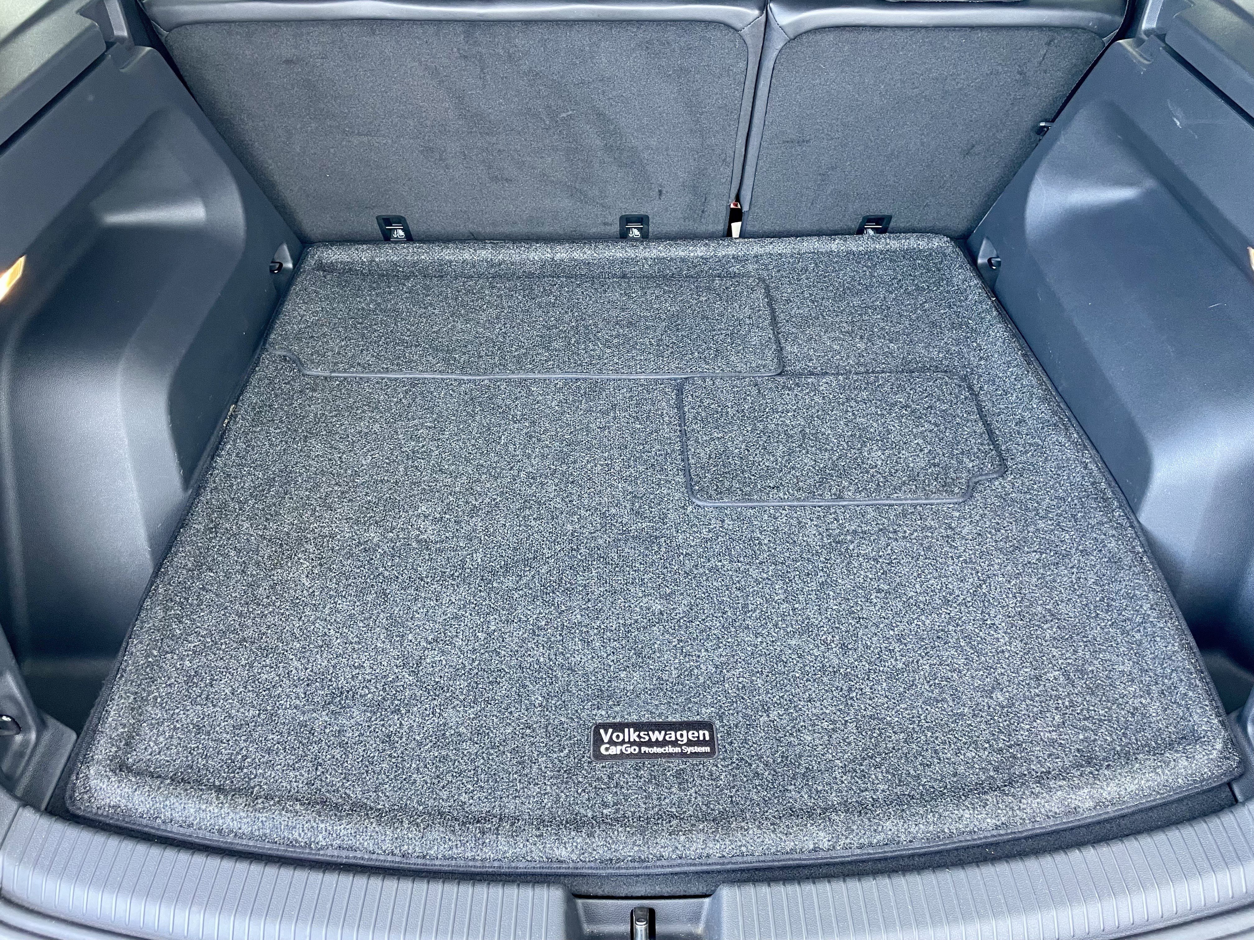 Used 2022 Volkswagen Atlas Cross Sport SE image 33