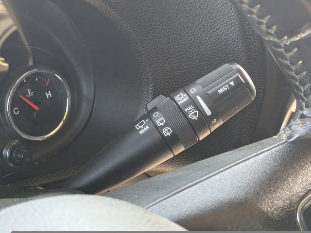 Used 2013 Jeep Wrangler Unlimited Rubicon w/ Connectivity Group image 24