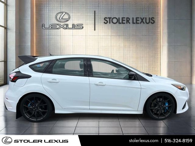 Used 2017 Ford Focus RS image 4