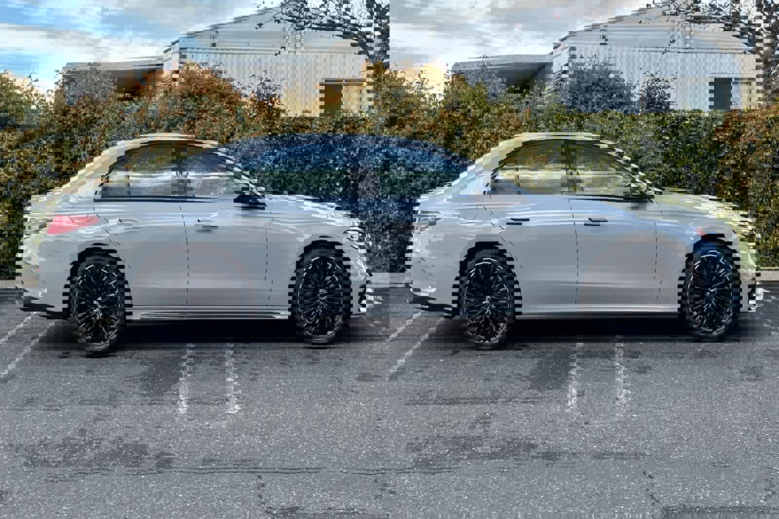 New 2025 Mercedes-Benz E 350 Sedan image 2