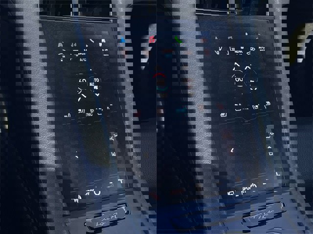 Used 2020 Porsche Taycan 4S image 19