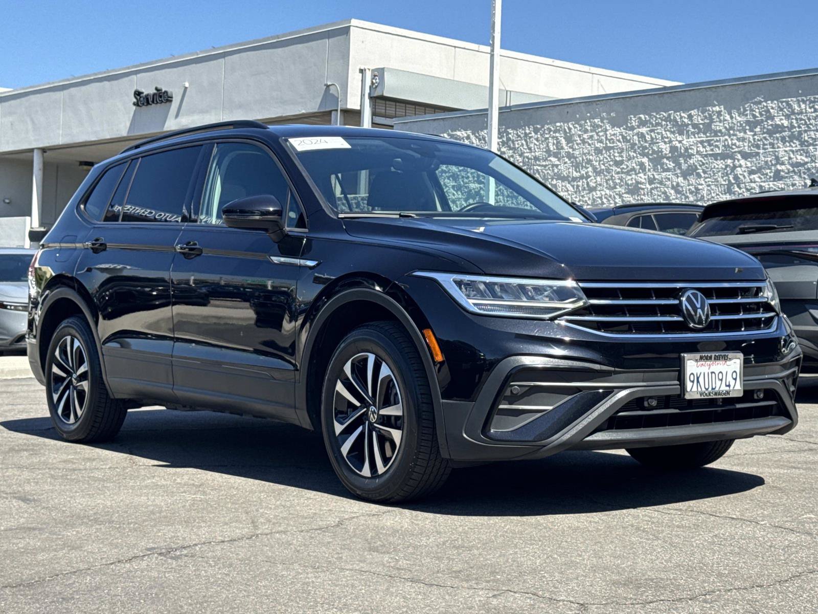 Certified 2024 Volkswagen Tiguan S FWD image 7