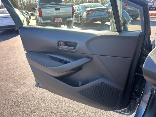 Used 2023 Toyota Corolla LE image 27
