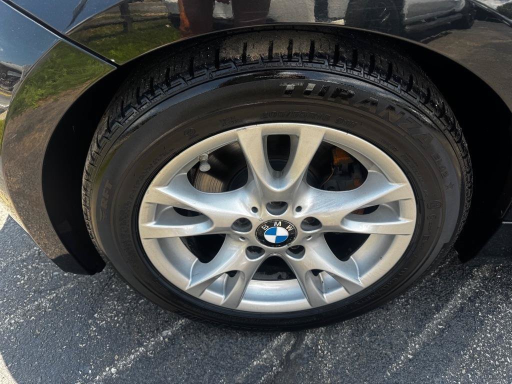 Used 2009 BMW 128i Convertible RWD image 2