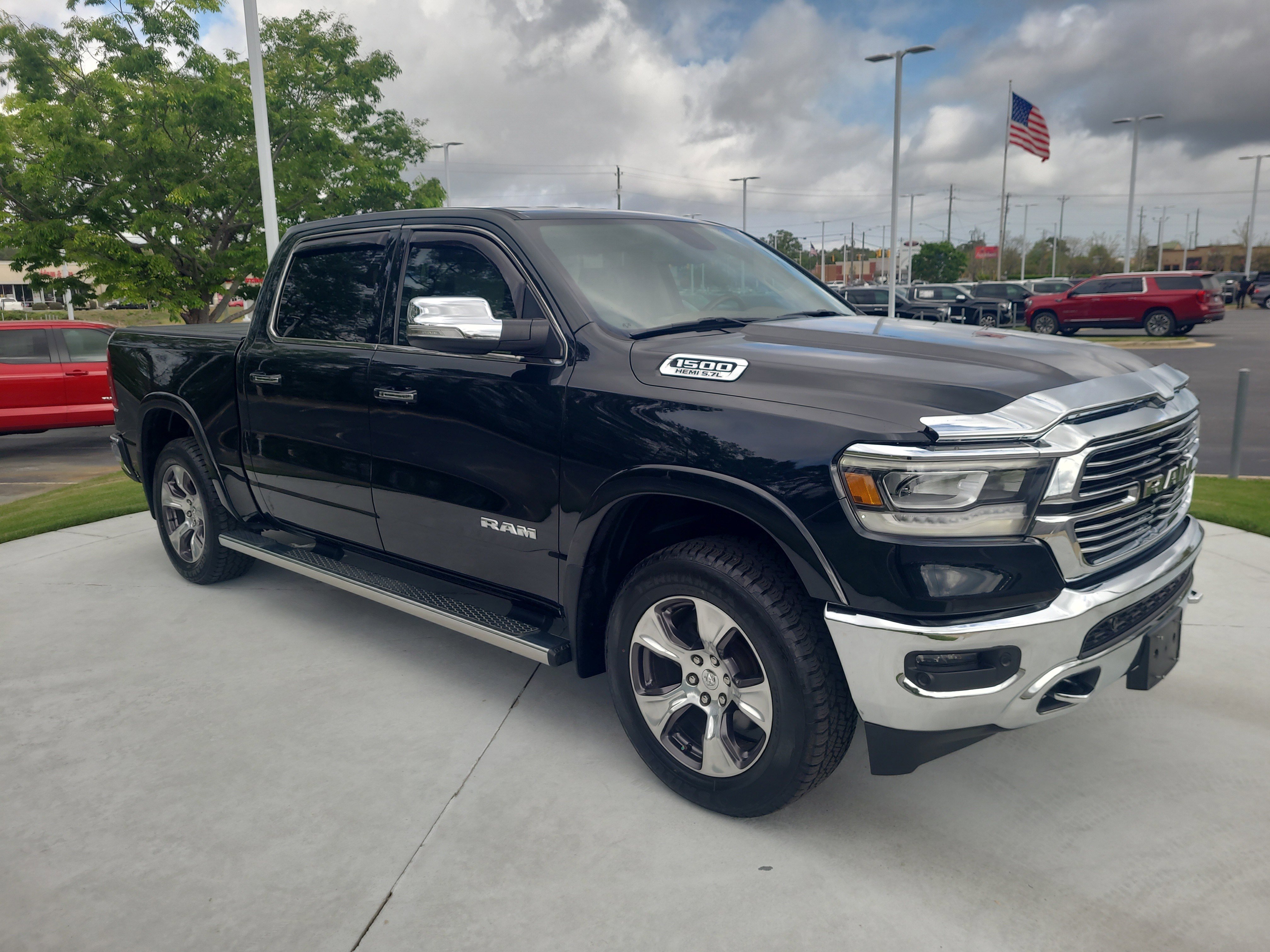 Used 2019 RAM 1500 Laramie image 2