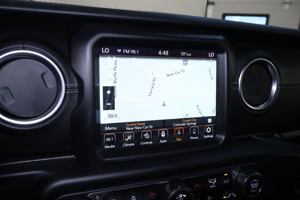 Used 2020 Jeep Gladiator Overland AWD/4WD image 28