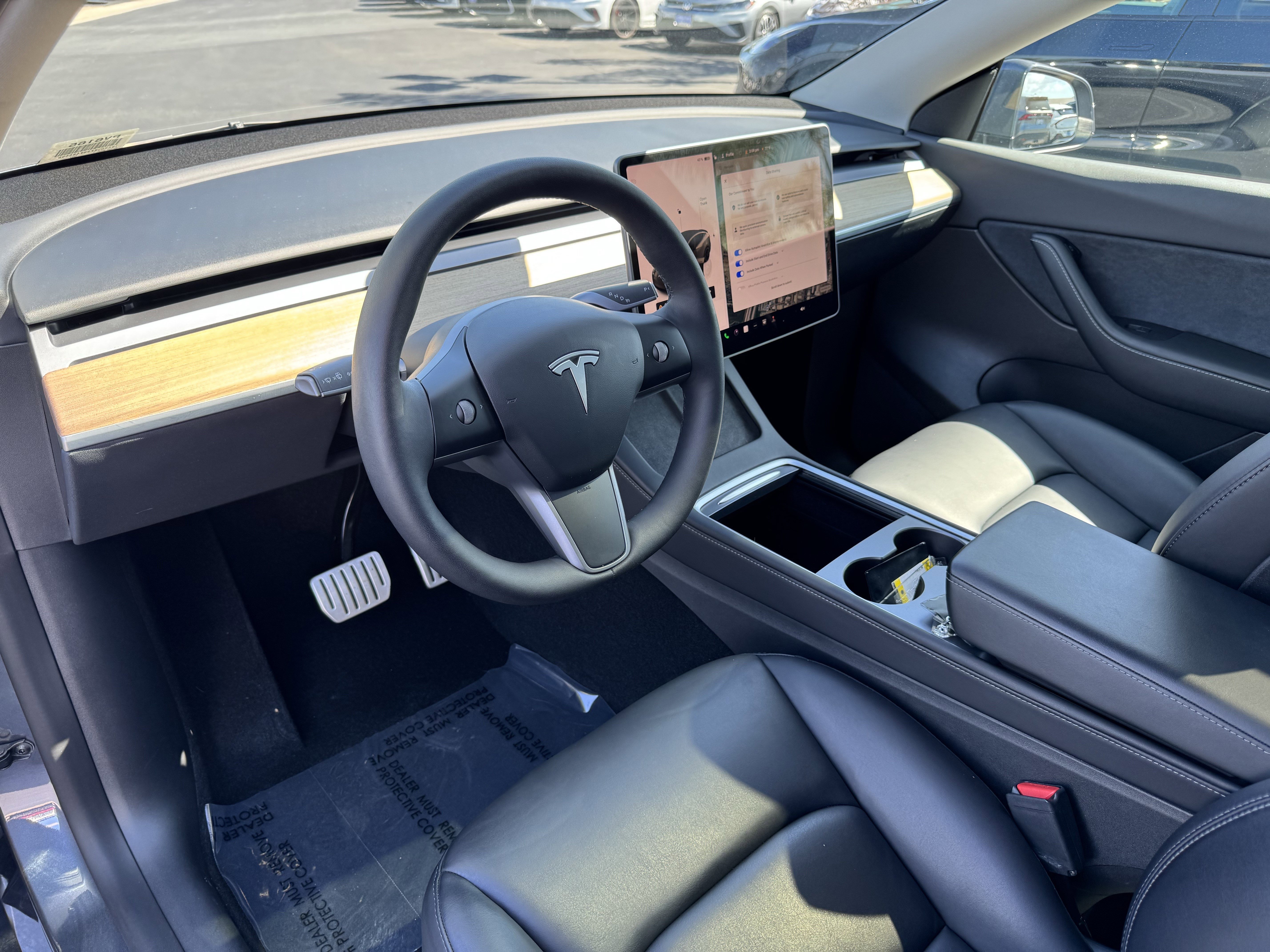 Used 2022 Tesla Model Y Performance image 16