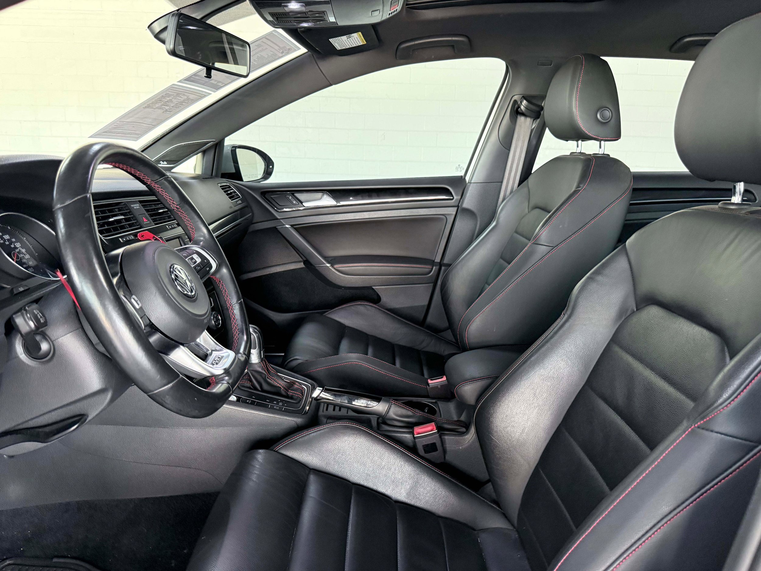 Used 2016 Volkswagen GTI Autobahn FWD image 10