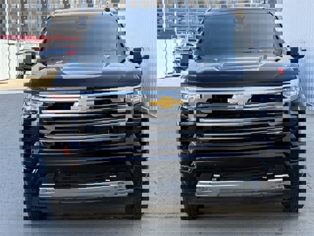 Used 2024 Chevrolet Silverado 1500 High Country w/ High Country Premium Package image 8