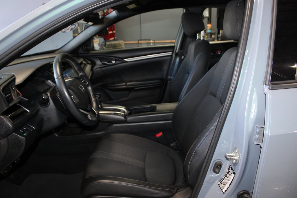 Used 2020 Honda Civic Sport image 12