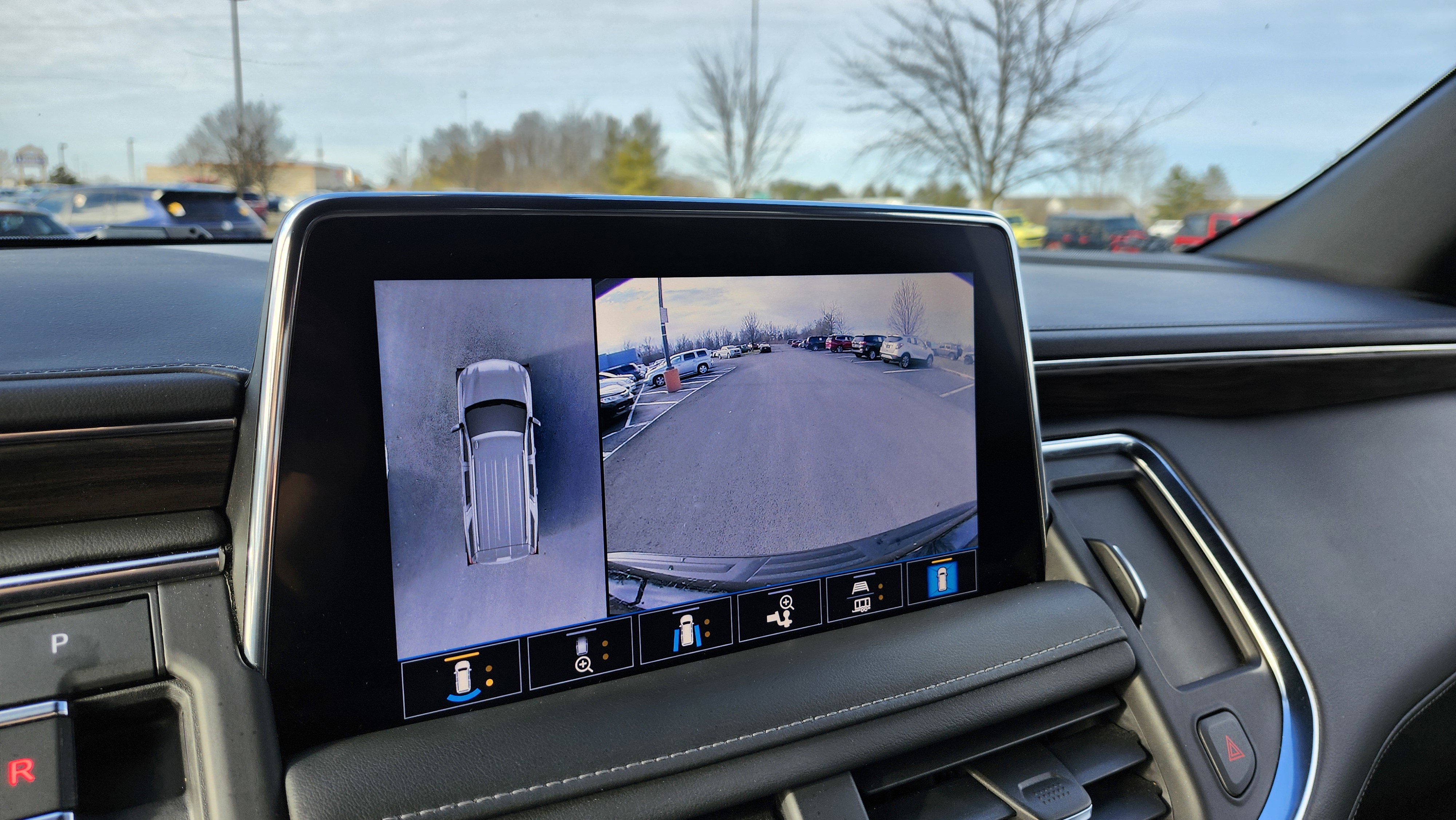 Used 2021 Chevrolet Tahoe LT w/ LT Signature Plus Package image 4