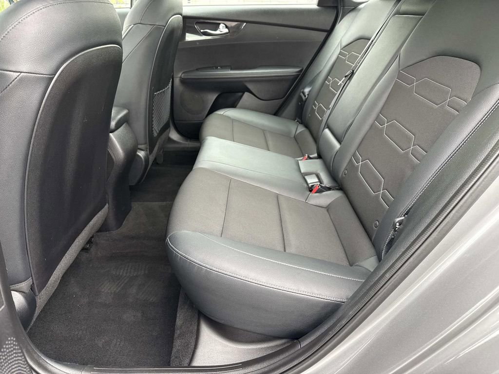 Used 2023 Kia Forte GT-Line w/ GT-Line Premium Package FWD image 22