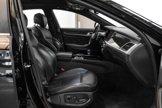 Used 2018 Genesis G80 3.3T Sport RWD image 30