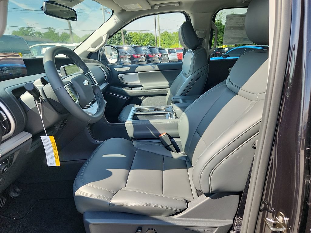 New 2026 Ford Expedition Active AWD/4WD image 6