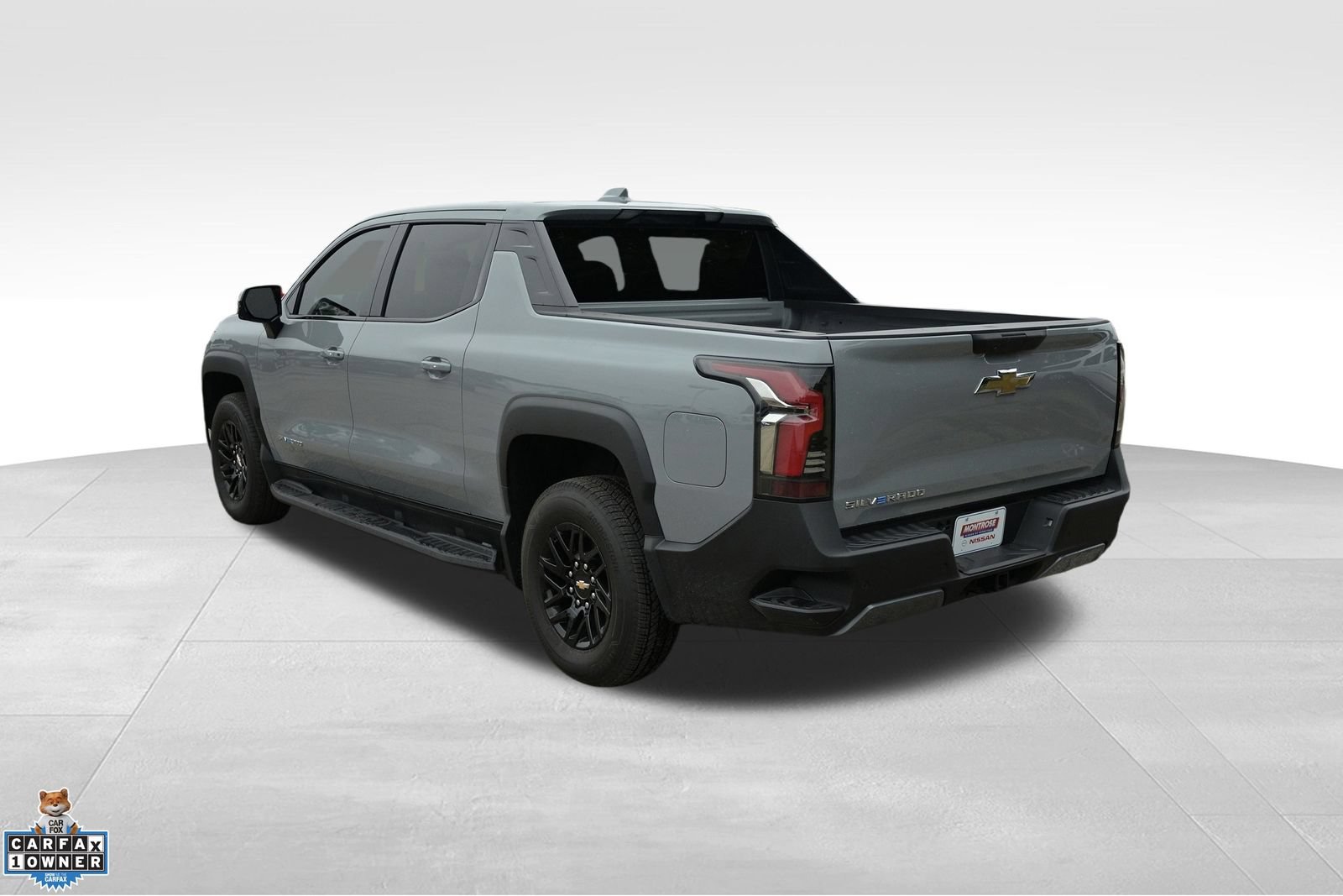 Used 2026 Chevrolet Silverado EV LT AWD/4WD image 5