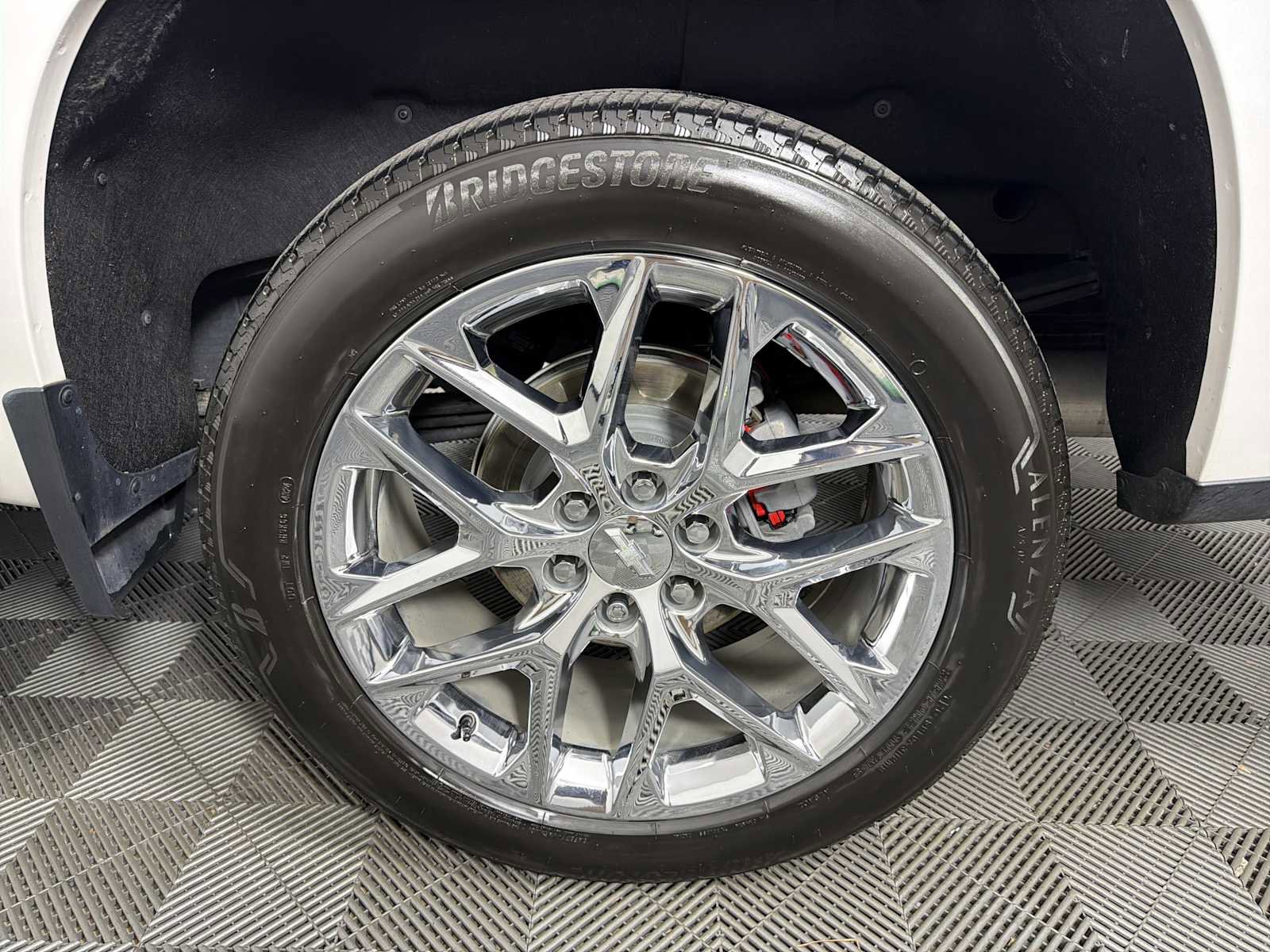 Used 2023 Chevrolet Silverado 1500 High Country w/ High Country Premium Package image 18