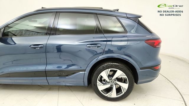 Used 2025 Audi Q6 e-tron Premium w/ Convenience Package image 11