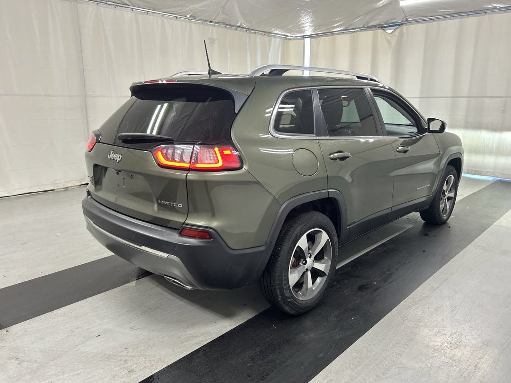 Used 2019 Jeep Cherokee Limited AWD/4WD image 2