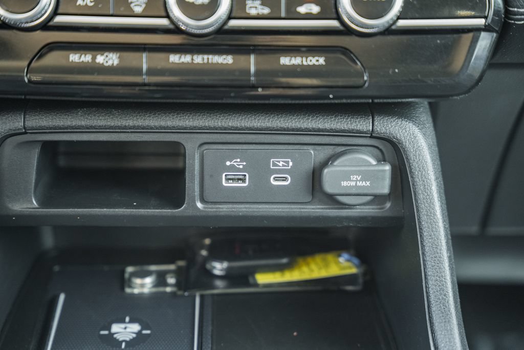 Used 2024 Honda Pilot EX-L image 23