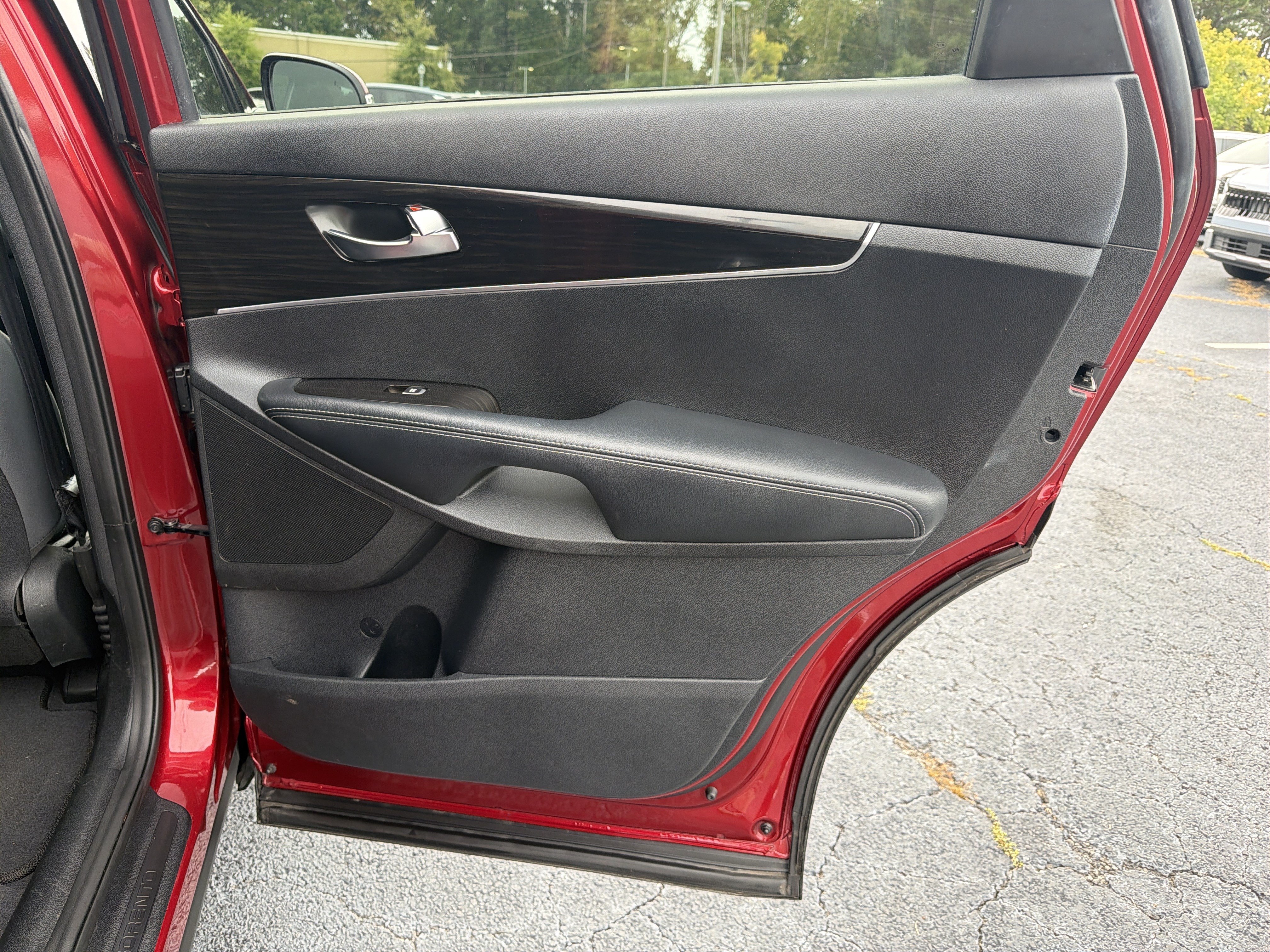 Used 2019 Kia Sorento FWD w/ Option Group 020 image 14