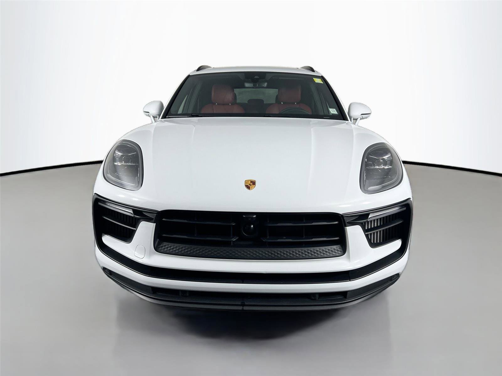 Used 2023 Porsche Macan S image 9