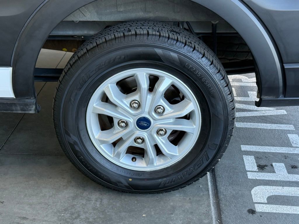 Used 2021 Ford Transit 350 XLT image 16