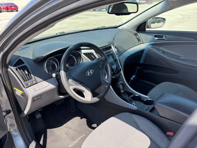 Used 2014 Hyundai Sonata GLS w/ Popular Equipment Group 2 FWD image 9