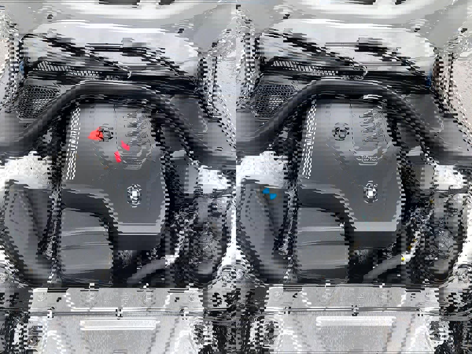 Used 2025 BMW 230i Coupe w/ Convenience Package RWD image 12