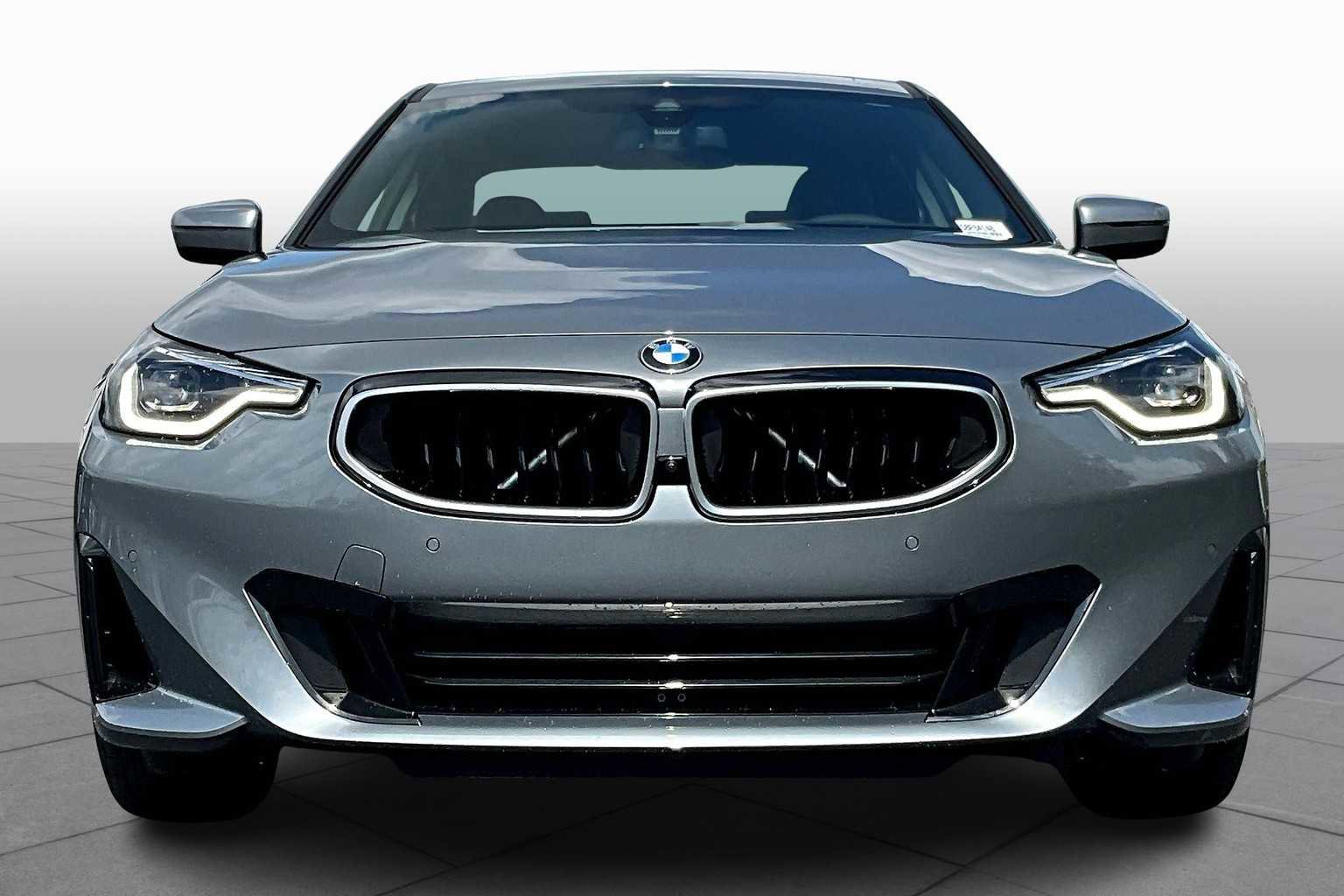 New 2025 BMW 230i Coupe w/ Premium Package RWD image 3