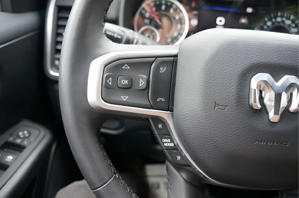 Used 2025 RAM 1500 Big Horn AWD/4WD image 22