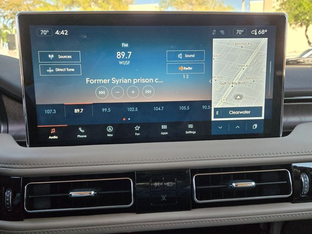 Used 2023 Lincoln Nautilus Reserve w/ Equipment Group 201A image 11