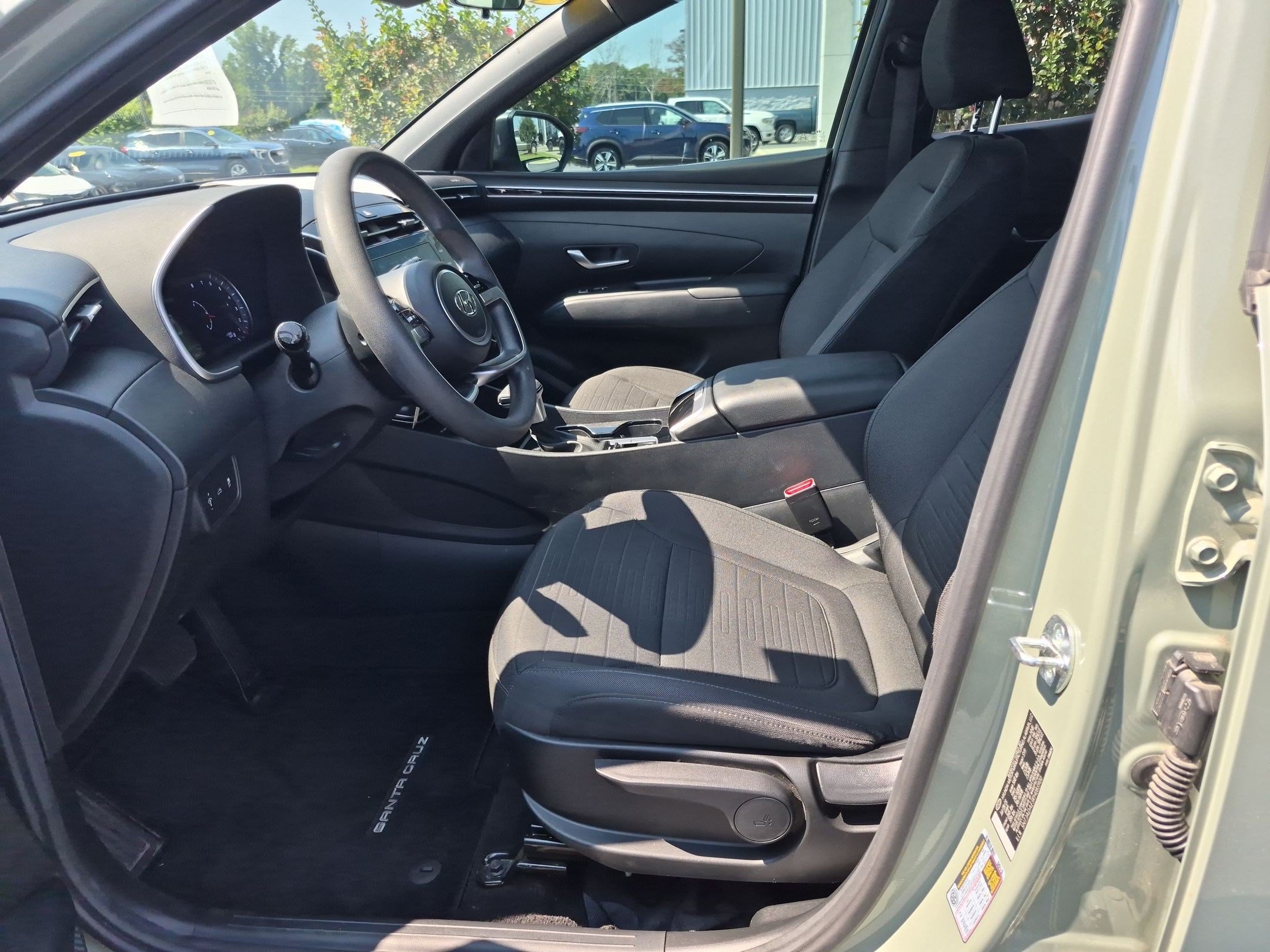 Used 2024 Hyundai Santa Cruz SE AWD/4WD image 11