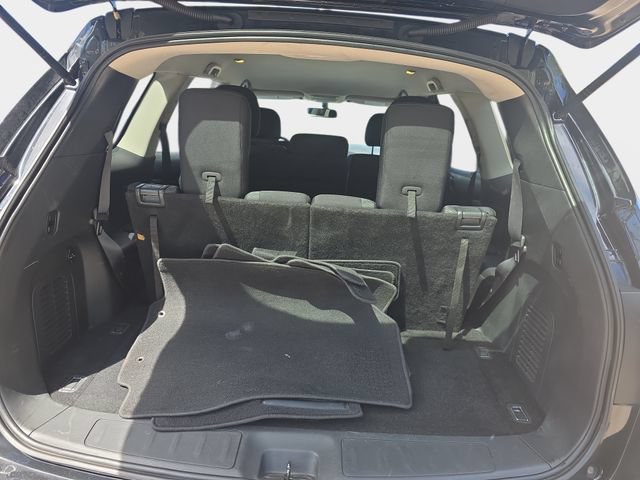 Used 2018 Nissan Pathfinder SV AWD/4WD image 14