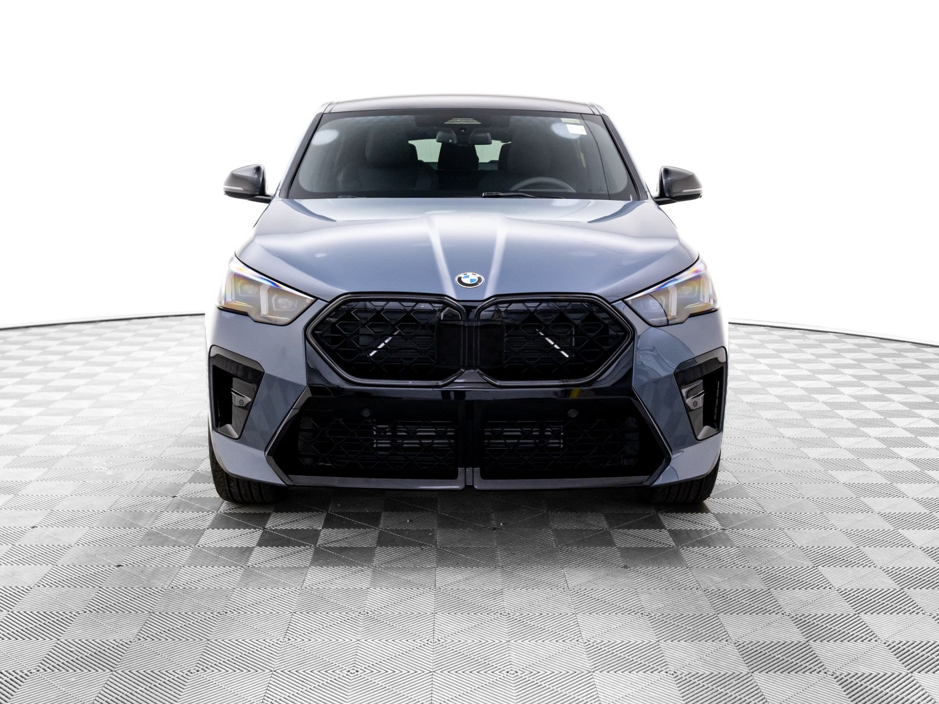 New 2026 BMW X2 xDrive28i w/ Technology Package AWD/4WD image 9