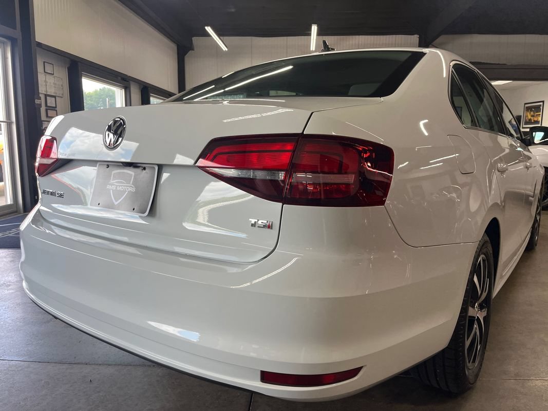 Used 2017 Volkswagen Jetta SE FWD image 23