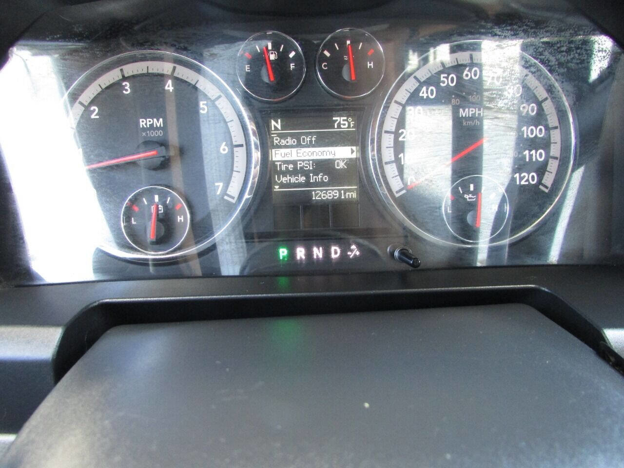 Used 2011 RAM 1500 Classic SLT image 6